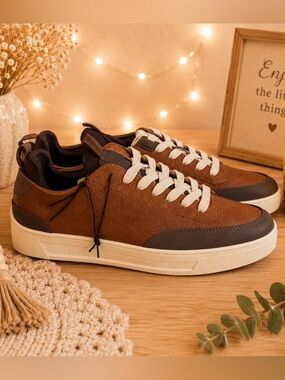Madden NYC Men's Brown Leather Low-Top Sneakers - Casual Lace-Up size 8